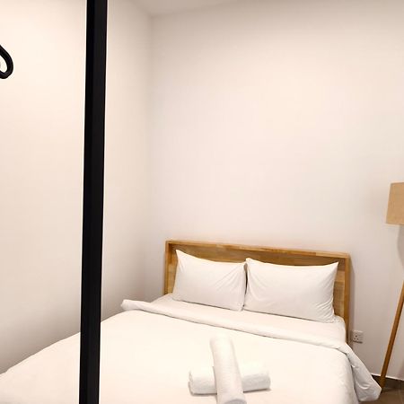 Mossaz Suites Empire City By Starwood Petaling Jaya Exterior photo